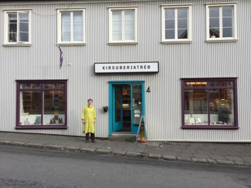 Guðrún Borghildur Kirsuberjatréð Guðrún Borghildur Kirsuberjatréð